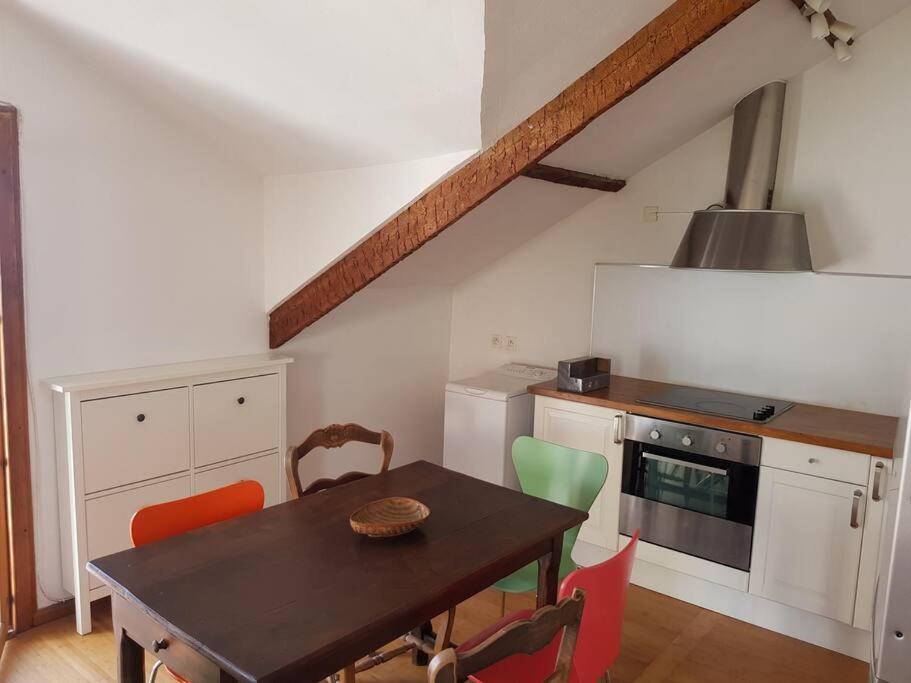 Appartement Pres Des Plages Du Mourillon Tolone Esterno foto