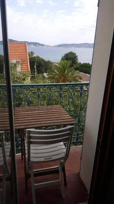 Appartement Pres Des Plages Du Mourillon Tolone Esterno foto
