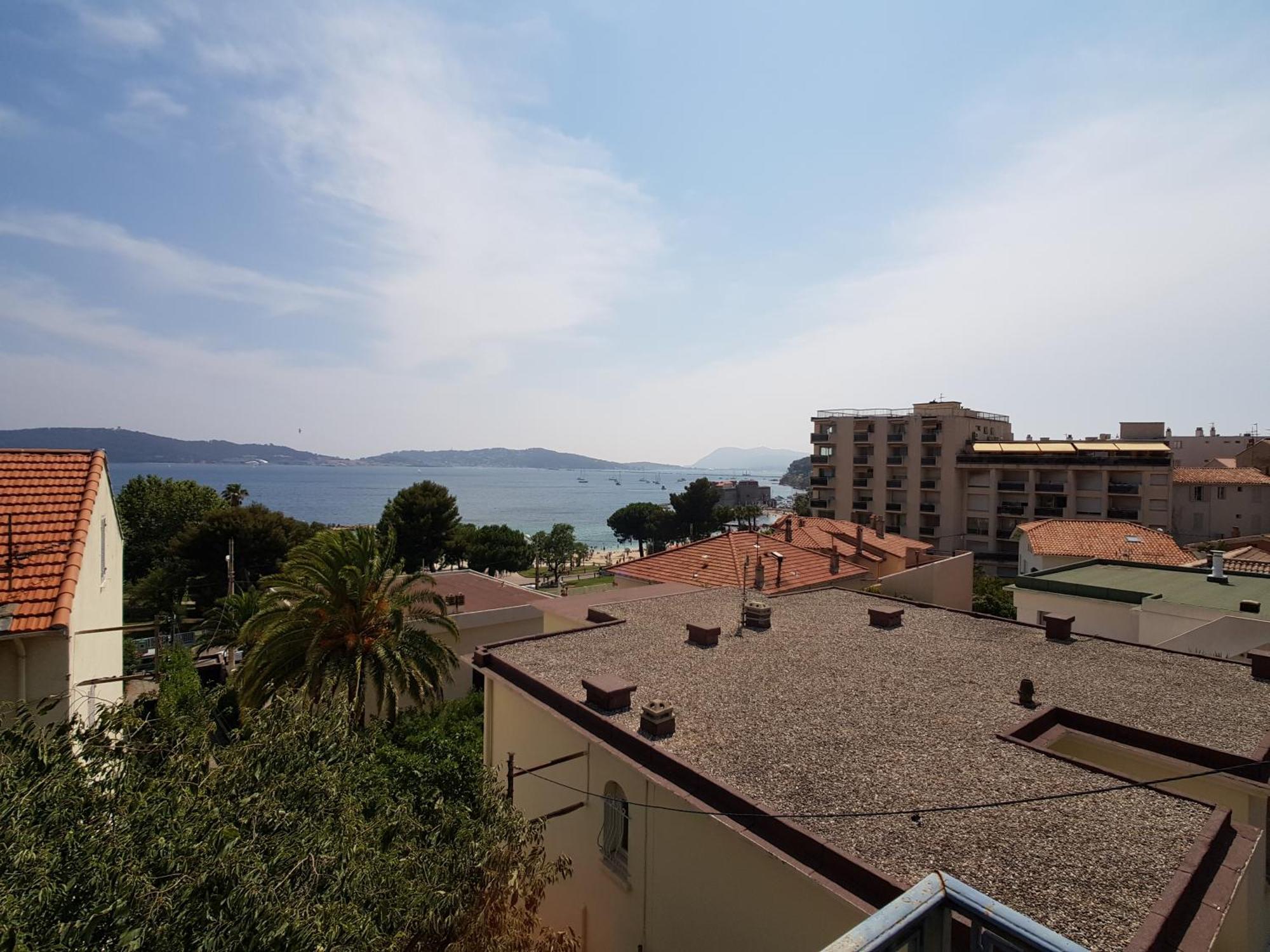 Appartement Pres Des Plages Du Mourillon Tolone Esterno foto